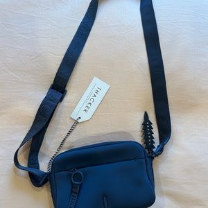 FEATHER CAMERA BAG | BLUE NYLON